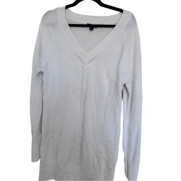 Tommy Hilfiger Elegant White V-Neck Sweater - Picture 1 of 4